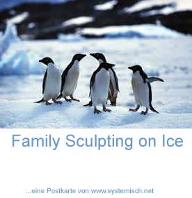 Family Skulpting On Ice